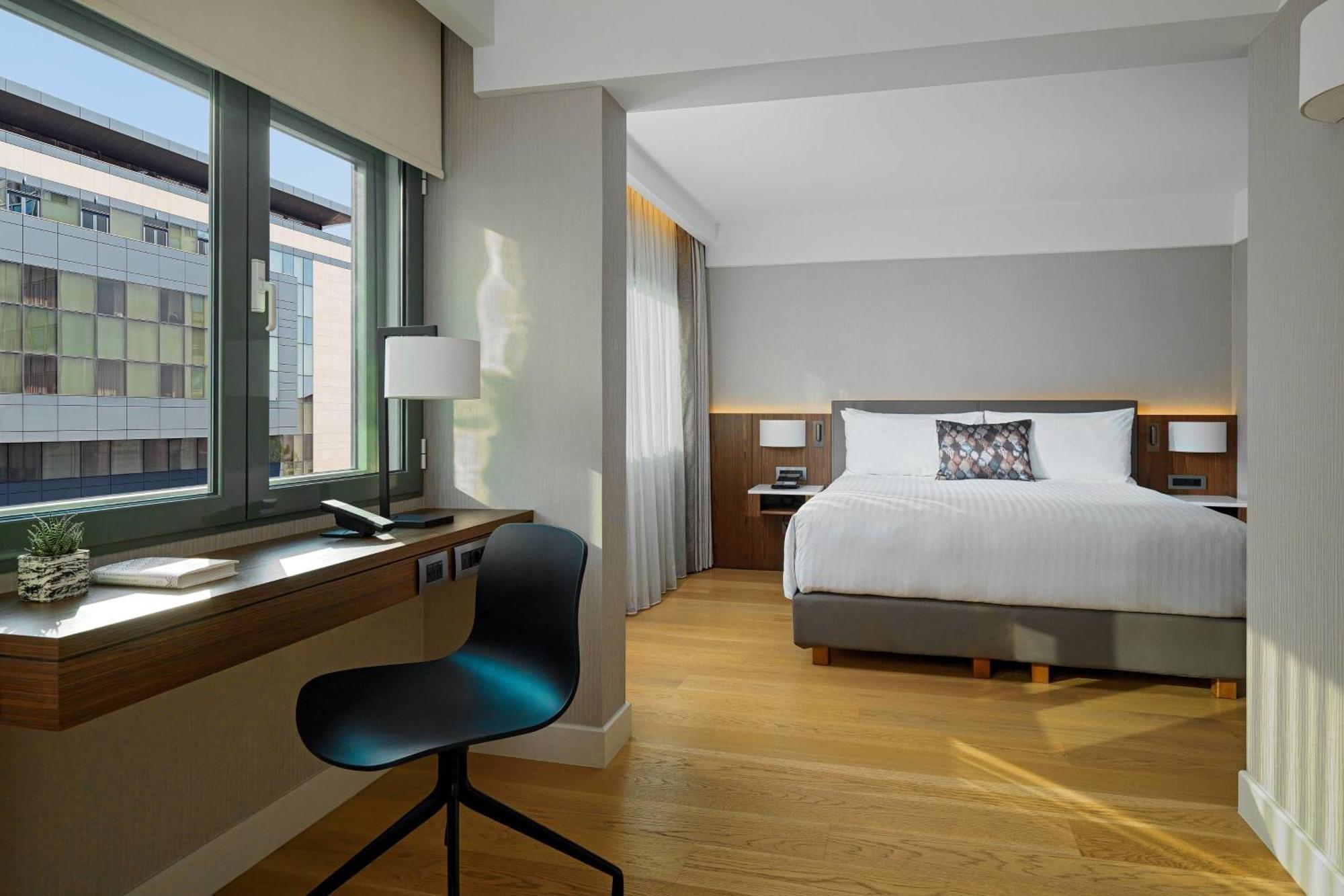 Athens Marriott Hotel Exterior foto